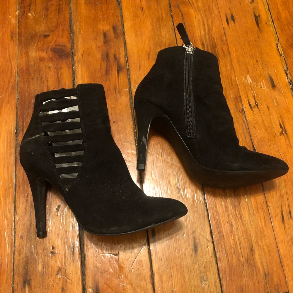Nine West Cutout Booties